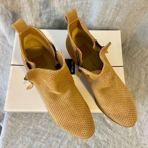 Dolce Vita Sable Camel Suede Ankle Boot Size 6.5 - Picture 8 of 9